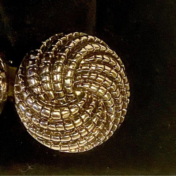 Vintage Round Sliver Twisted Rope Swirl Clip On Earrings - Picture 2 of 3